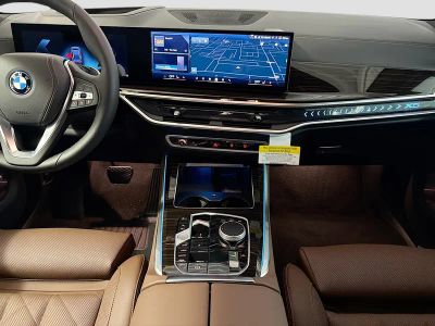 2026 BMW X5 — photo 18 view