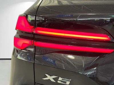 2026 BMW X5 — photo 10 view