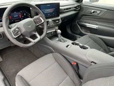 2026 Ford Mustang - Photo 12