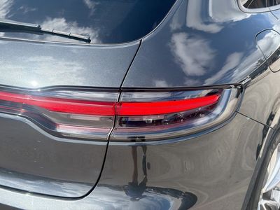 2023 Porsche Macan - Photo 25