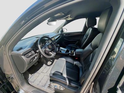 2023 Porsche Macan - Photo 16