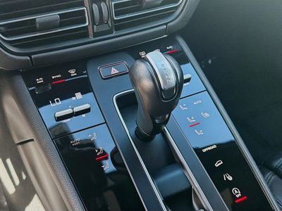 2023 Porsche Macan - Photo 13