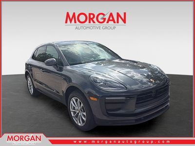 2023 Porsche Macan - Photo 1