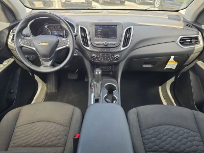 2021 Chevrolet Equinox — photo 9 view