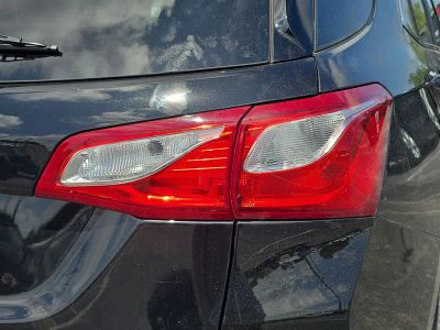2021 Chevrolet Equinox — photo 8 view