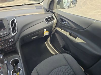 2021 Chevrolet Equinox — photo 12 view