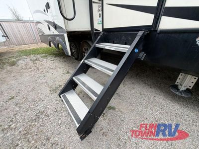 2020 Forest River RV Cardinal Luxury - Photo 13