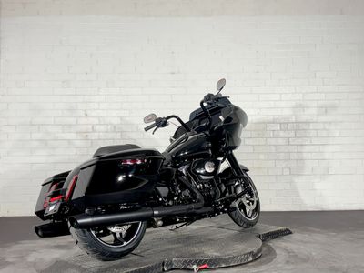 2026 Harley-Davidson Road Glide - Photo 2