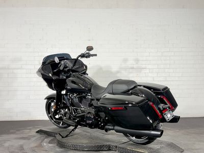 2026 Harley-Davidson Road Glide - Photo 4