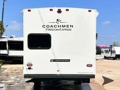 2026 Coachmen RV Freedom Express Ultra Lite - Photo 8
