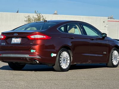 2016 Ford Fusion Energi - Photo 2