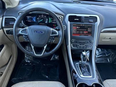 2016 Ford Fusion Energi - Photo 15