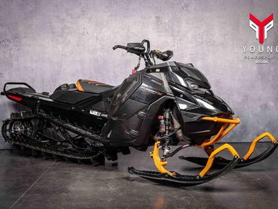 2023 Ski-Doo Summit X 850 E-TEC Turbo R 165 SS H_Al Powder 3.0_4.5 Blk - Photo 1