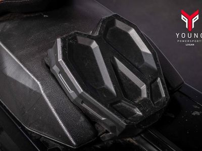 2023 Ski-Doo Summit X 850 E-TEC Turbo R 165 SS H_Al Powder 3.0_4.5 Blk - Photo 18