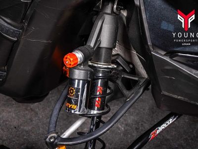 2023 Ski-Doo Summit X 850 E-TEC Turbo R 165 SS H_Al Powder 3.0_4.5 Blk - Photo 4