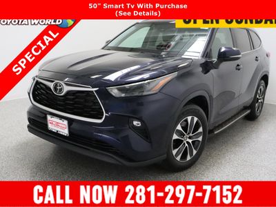 2023 Toyota Highlander FWD - Photo 1
