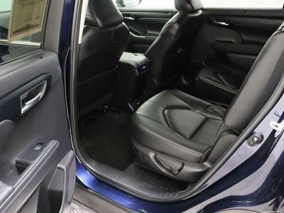 2023 Toyota Highlander FWD - Photo 29