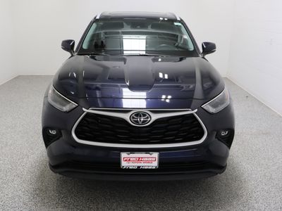 2023 Toyota Highlander FWD - Photo 3