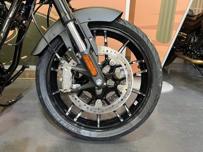 2025 Indian Motorcycle Sport Chief RT Black Smoke - Photo 10