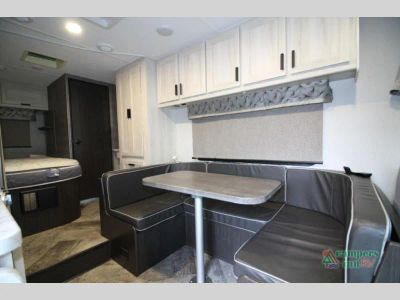 2021 Forest River RV Sunseeker — photo 30 view