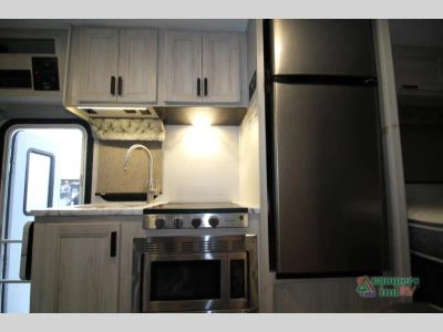 2021 Forest River RV Sunseeker — photo 34 view