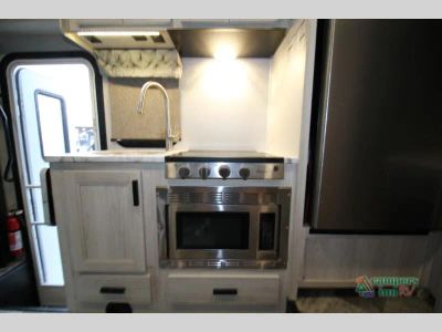 2021 Forest River RV Sunseeker — photo 33 view