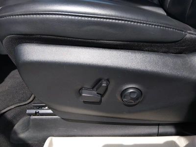 2023 Chrysler Pacifica — photo 18 view