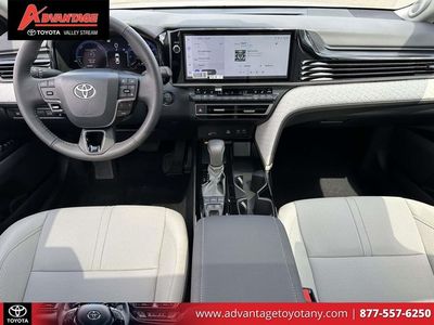 2026 Toyota Camry — photo 17 view