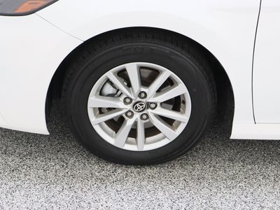2025 Toyota Camry FWD - Photo 11