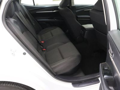 2025 Toyota Camry FWD - Photo 33
