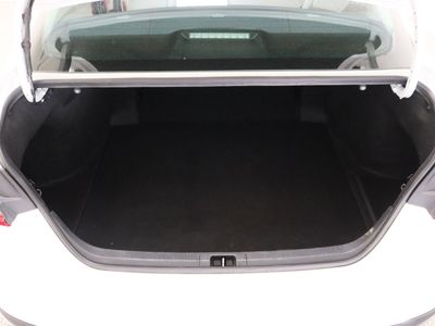 2025 Toyota Camry FWD - Photo 31