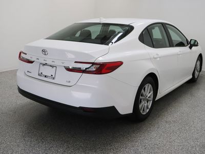 2025 Toyota Camry FWD - Photo 7