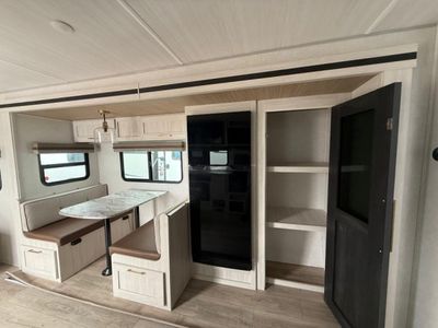 2024 Forest River RV Grand Surveyor - Photo 16