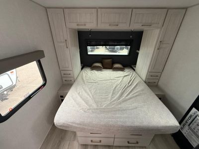2024 Forest River RV Grand Surveyor - Photo 22
