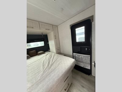 2024 Forest River RV Grand Surveyor - Photo 25