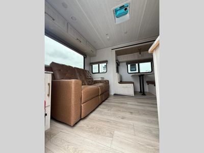 2024 Forest River RV Grand Surveyor - Photo 9