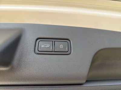 2026 Hyundai Palisade Hybrid — photo 13 view