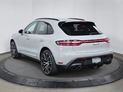 2025 Porsche Macan - Photo 3