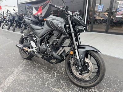 2023 Yamaha MT-03 - Photo 2