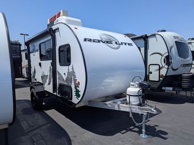 2025 Travel Lite Rove Lite — rear three-quarter view