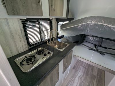 2025 Travel Lite Rove Lite — photo 9 view