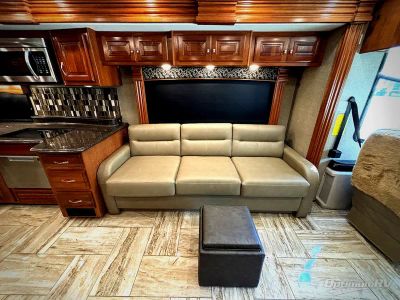 2018 Fleetwood Discovery LXE — photo 14 view