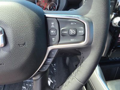 2026 Ram 1500 — photo 18 view