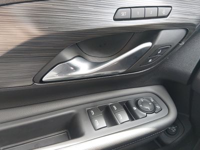 2024 GMC Terrain — photo 18 view