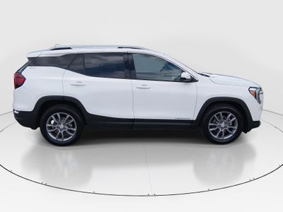 2024 GMC Terrain — photo 8 view