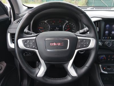 2024 GMC Terrain — photo 12 view