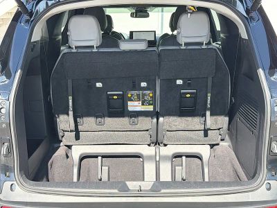 2025 Toyota Sienna — photo 11 view
