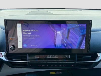 2025 Toyota Sienna — photo 32 view
