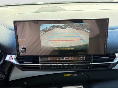2025 Toyota Sienna — photo 33 view