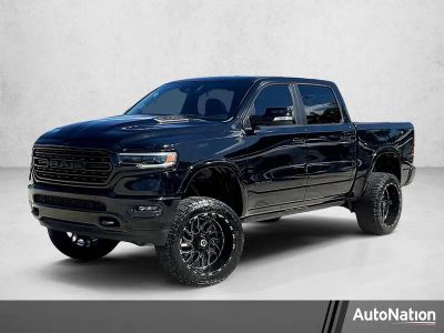 2022 RAM 1500 Limited 4x2 Crew Cab 5'7" Box in Diamond Black Crystal Pearlcoat — front three-quarter view